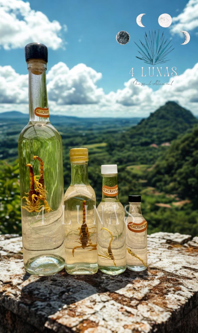 Foto: Palenque 4 lunas, mezcal y cremas artesanales.