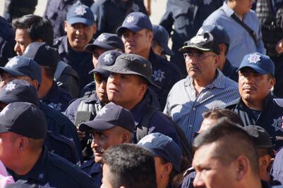 Incumplen con entrega de uniformes del Fortaseg a policías municipales de Oaxaca de Juárez