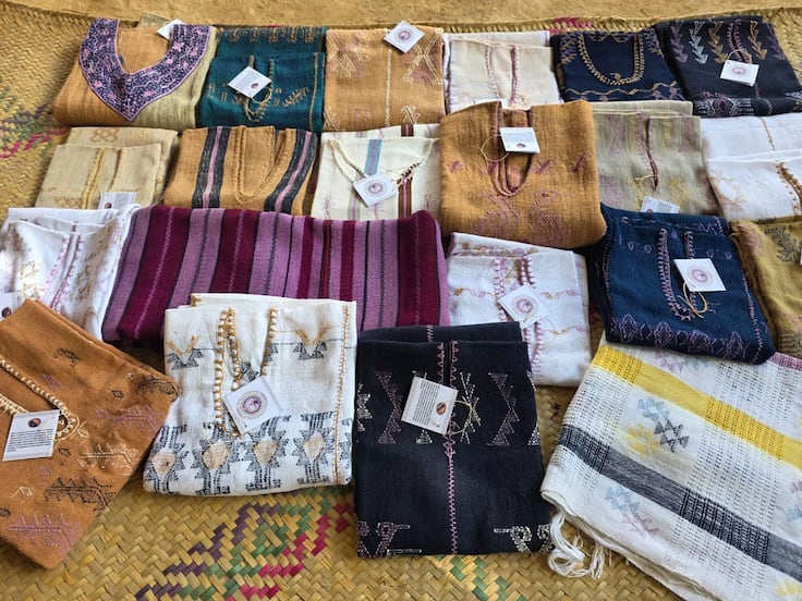 Algodón coyuchi y tintura de caracol marino, técnicas artesanales de Oaxaca son reconocidas por Google