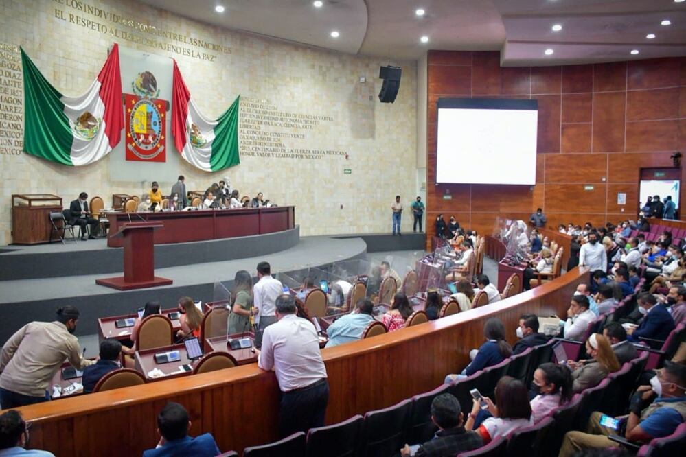 Aprueban diputados de Oaxaca más de 273 mdp de presupuesto para partidos políticos en 2022