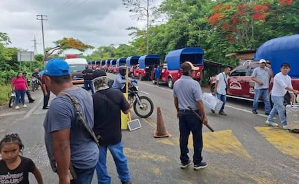 Pobladores bloquean la carretera Transístmica para exigir reconocimiento de alcalde electo en San Juan Mazatlán Mixe