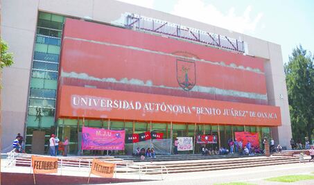 Sin reforma a pensiones, UABJO estará en quiebra