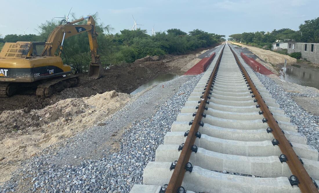 Acusan a la Marina y al Interoceánico de incumplir amparo que impide extraer material pétreo en Oaxaca