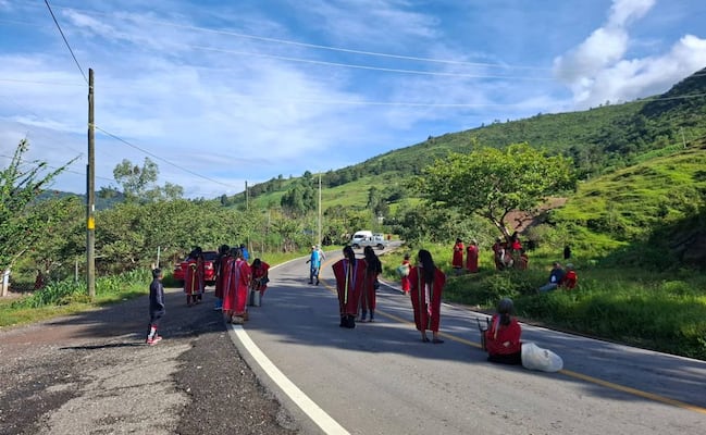 Ubisort bloquea carretera en la Mixteca de Oaxaca; exigen búsqueda de integrante del pueblo triqui