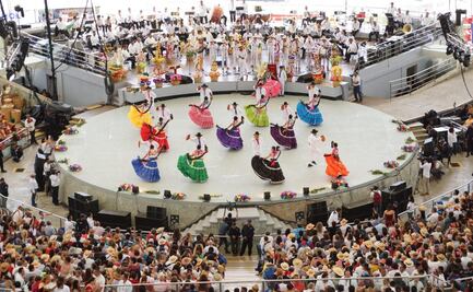 Guelaguetza virtual: Por pandemia, oaxaqueños celebran su máxima fiesta desde casa