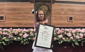 Yuyé Hernández, artista y activista afro, es reconocida con la Medalla "Rodolfo Morales" en Oaxaca