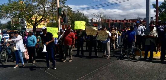 Presentan pescadores demanda ante Profepa por contaminación  lagunar