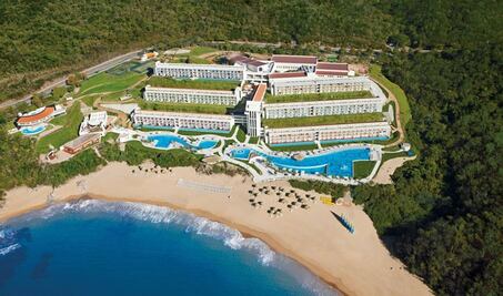 Coronavirus aleja turismo de Oaxaca, anuncian cierre de hoteles y playas