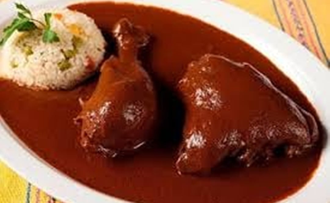 Mole coloradito de Oaxaca. Foto: Fb@Hostal Mixteco Naba Nandoo