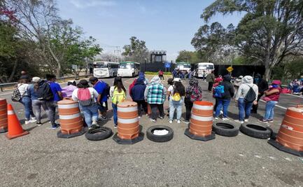 Descarta Murat uso de la fuerza contra normalistas por bloqueo de aeropuerto; “diálogo es la única ruta”, dice