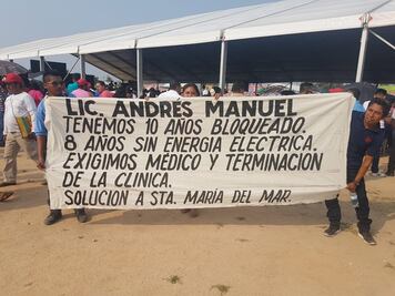 Piden a AMLO acabar con el bloqueo de 10 años en Santa María del Mar