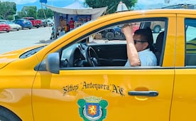 “Vamos al día”: taxistas resienten filas y escasez de gasolina en Oaxaca por bloqueos de la Sección 22