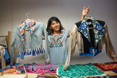 La diseñadora ayuujk que plasma la cosmovisión indígena en cada prenda