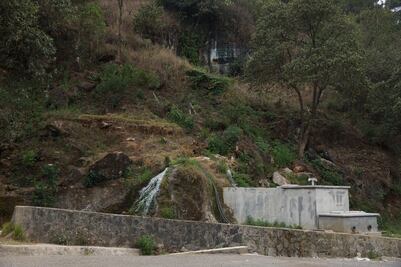 Señala Ayutla a autoridades como cómplices de despojo de agua