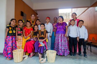 Vestimenta tradicional, vía de salvación para la identidad tehuana