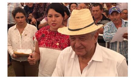 Advierte AMLO que podría emitir decreto para abrogar la Reforma Educativa