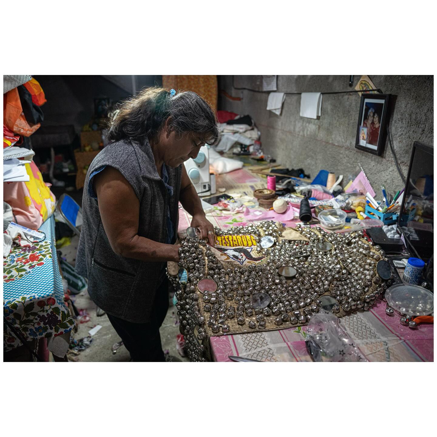 Realizar un disfraz para la muerteada puede tomar meses. Foto: Instagram Ita_navajas