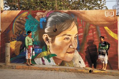 Con tequio, arte y murales vestirán la región de los triquis