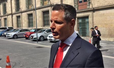 El PRI tiene que abrirse a valorar la reforma electoral para fortalecer al INE: gobernador de Oaxaca