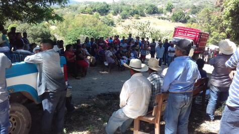 Cumple 3 días bloqueo en comunidad de Valles Centrales de Oaxaca
