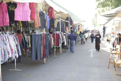 Reubican a tianguistas que se instalaban en “El Llano”