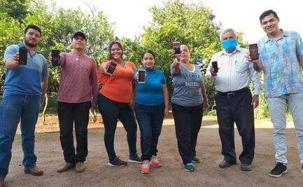 Jóvenes oaxaqueños crean su propia compañía celular, buscan reducir la brecha digital