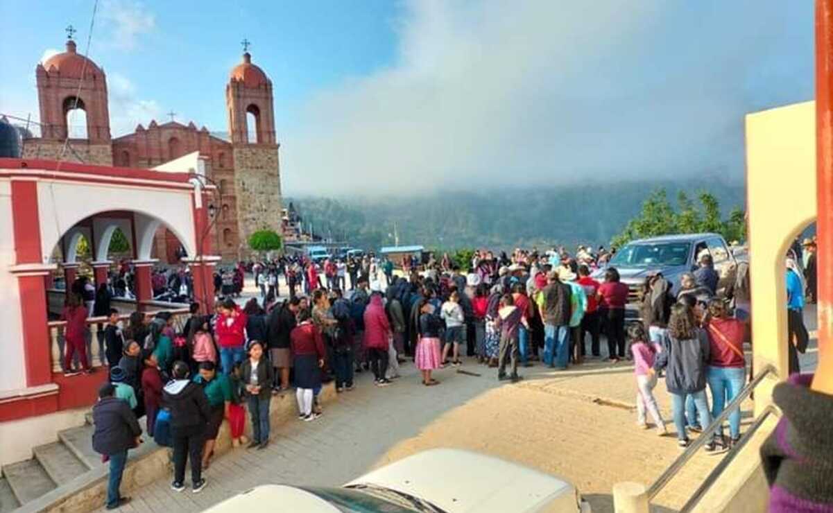 Tras agresión a topiles, cumple 48 horas retenida lideresa de Sindicato Libertad en Tepuxtepec, Oaxaca. Fotos: Especiales