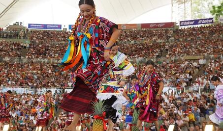 Diputados buscan que recursos de la Guelaguetza se usen para combatir pandemia de Covid-19