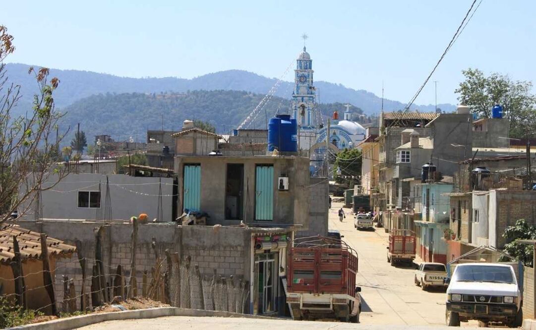 Rechaza IEEPCO terminación anticipada de mandato del edil de San Martín Peras, Oaxaca. Foto: Juana García