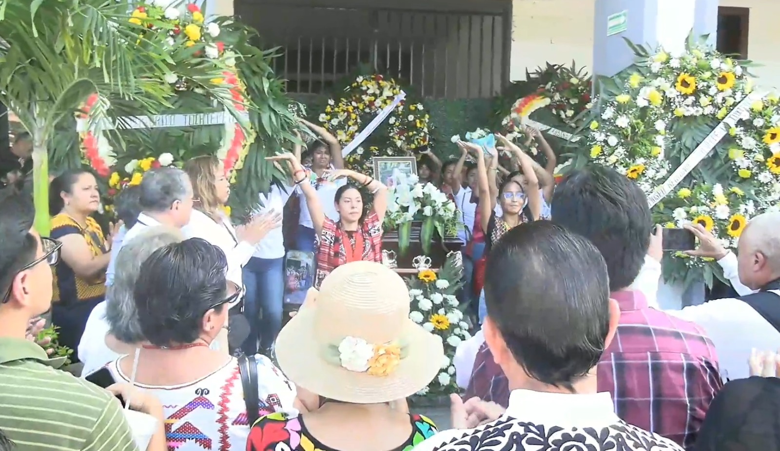 Despiden en Tuxtepec al “Profe Chucho”, defensor de Flor de Piña como identidad oaxaqueña