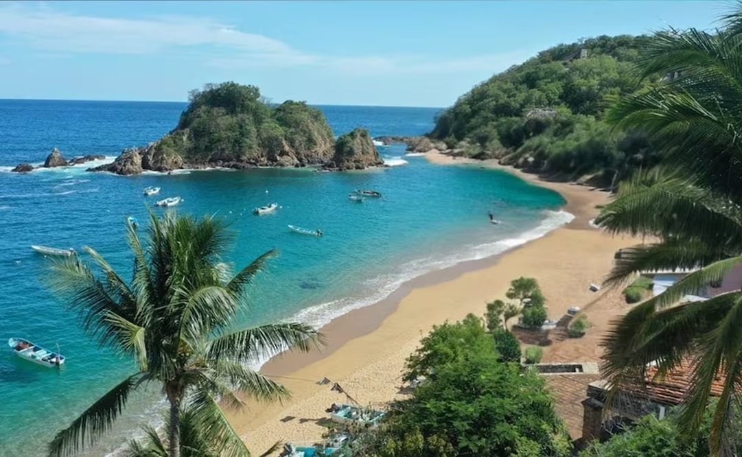 Playa Panteón en Puerto Ángel, Oaxaca. Foto: NomadNest Chronicles.