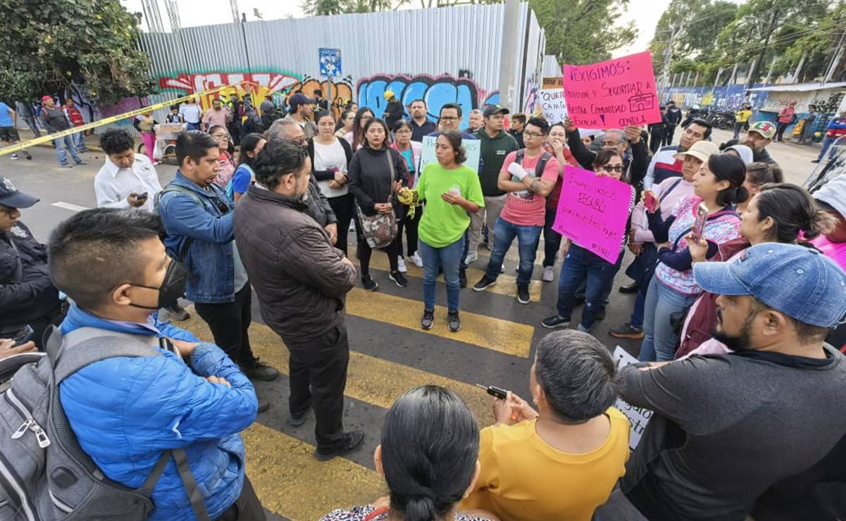 Padres de familia exigen seguridad vial alrededor de las obras del estadio de béisbol de los Guerreros de Oaxaca