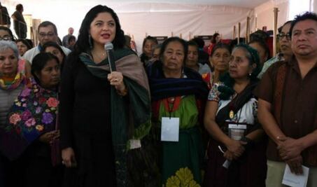 Para Toledo, "menos homenajes y más acciones": Frausto