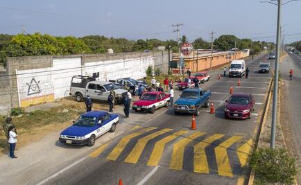 Instalan cercos sanitarios en dos accesos a Salina Cruz para prevenir casos por Covid-19