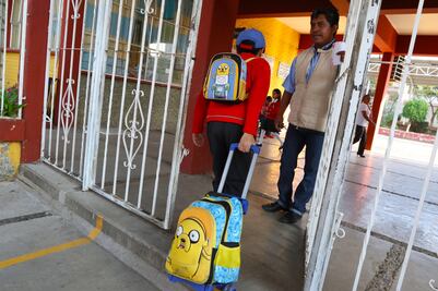 Alista IEEPO regreso a clases  de 900 mil estudiantes