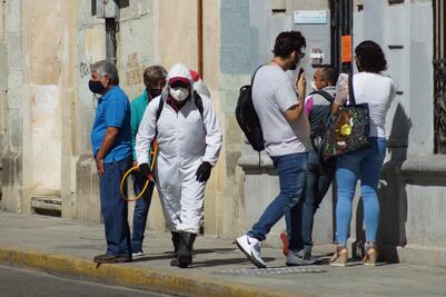 Registra Oaxaca 40 muertes por Covid-19 en el día; continúa en semáforo naranja
