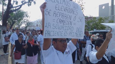 Médicos y enfermeras exigen auditoría a Sedena por hospital civil de Juchitán