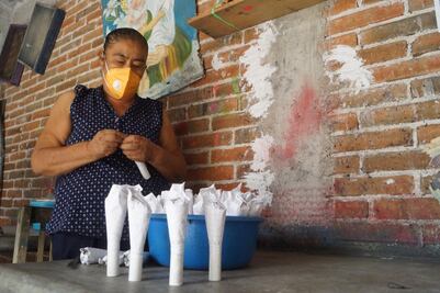 Por pandemia, se apagan ventas de pirotecnia; crisis golpea a mil fabricantes en Oaxaca