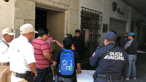 Roban en franquicia de café  en zócalo de la capital oaxaqueña