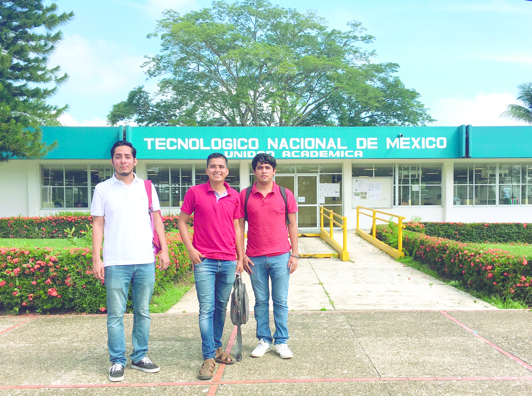 Con app, tres alumnos impulsan turismo en Tuxtepec