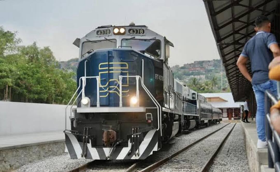 Tren del Istmo de Oaxaca transporta en promedio 192 pasajeros diarios; la meta es de 3 mil pasajeros diarios. Foto: Especial