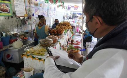Verifican en Oaxaca la higiene de puestos de comida en fiestas de la virgen de la Soledad