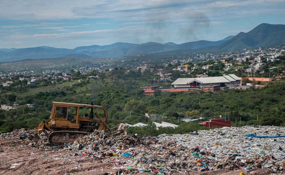 Crisis de basura en Oaxaca: colapsado y por contaminar agua, analizan cierre de relleno en Huajuapan. Fotos: Juana García