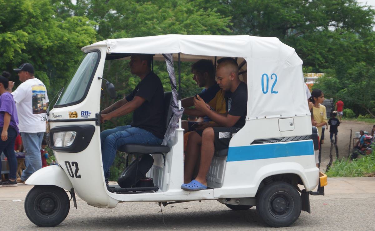 Migrantes traen bonanza económica a Tapanatepec, Oaxaca; dejan derrama de 50 mdp en dos meses. Foto: Edwin Hernández