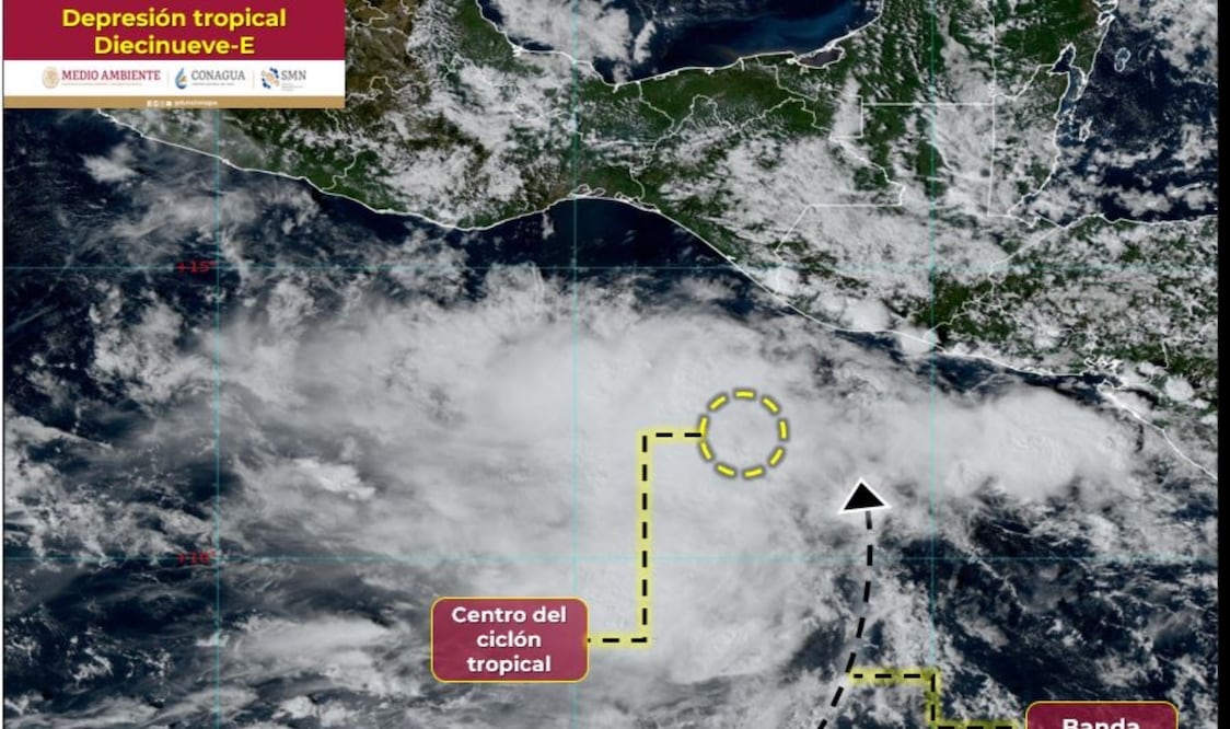 Ante avance de nueva depresión tropical hacia Oaxaca cierran puerto de Salina Cruz
