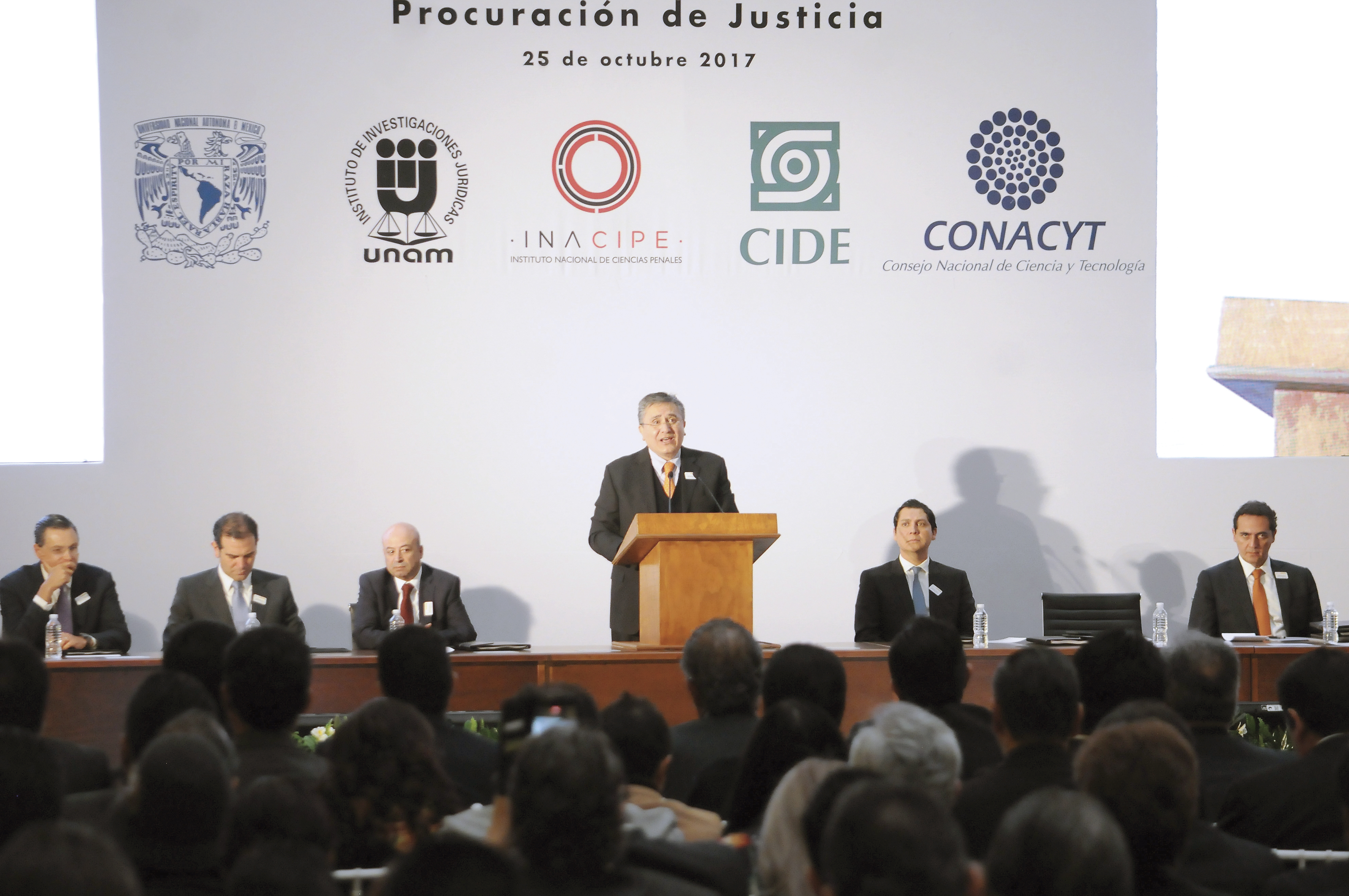 Ven “grave crisis” de seguridad y justicia