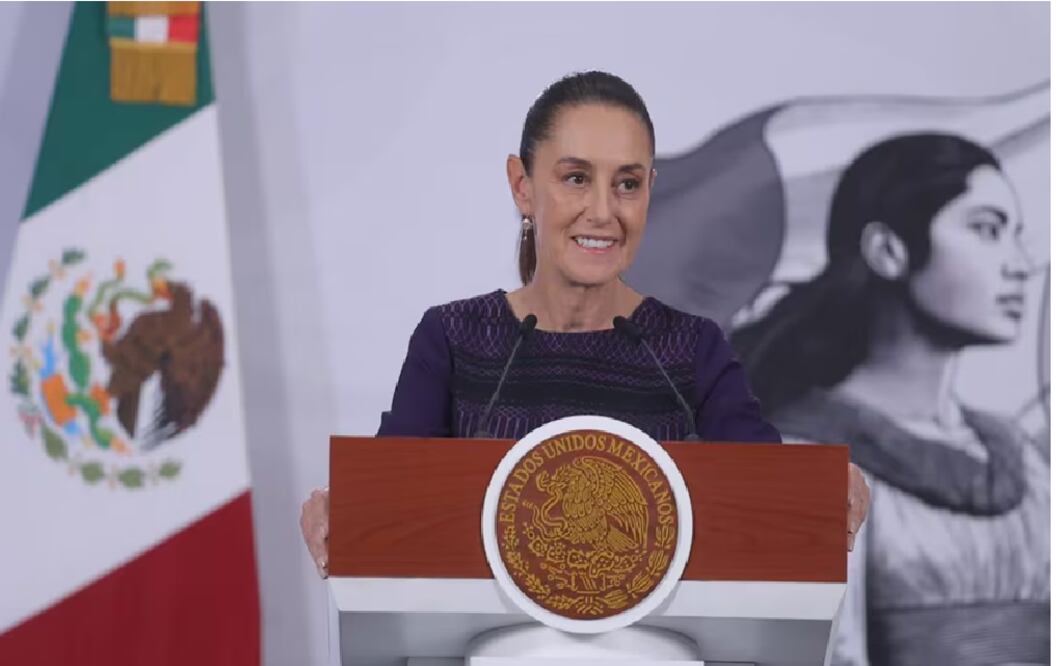 Presidenta Claudia Sheinbaum durante su conferencia de prensa desde Palacio Nacional (24/04/2026). Foto: Gabriel Pano / EL UNIVERSAL