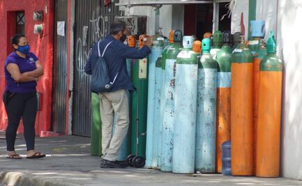 Precios inflados y fraudes en redes: Alertan sobre mercado negro del oxígeno en Oaxaca