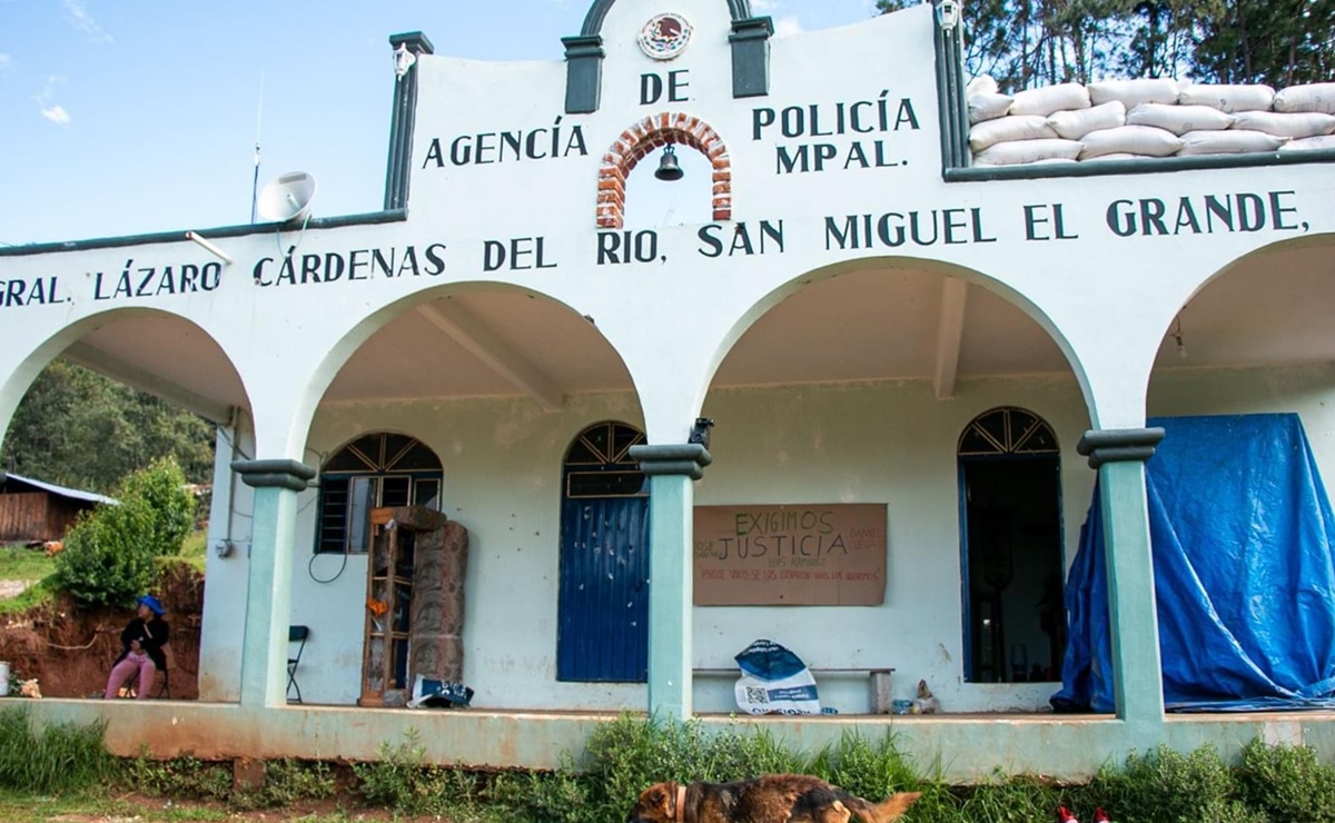 Asesinan en emboscada a 5 personas en Oaxaca, dos eran agentes de investigación de la fiscalía