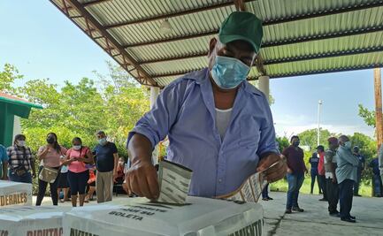 Ikoots de San Dionisio del Mar salen a votar tras 11 años, con la esperanza de alcanzar la paz